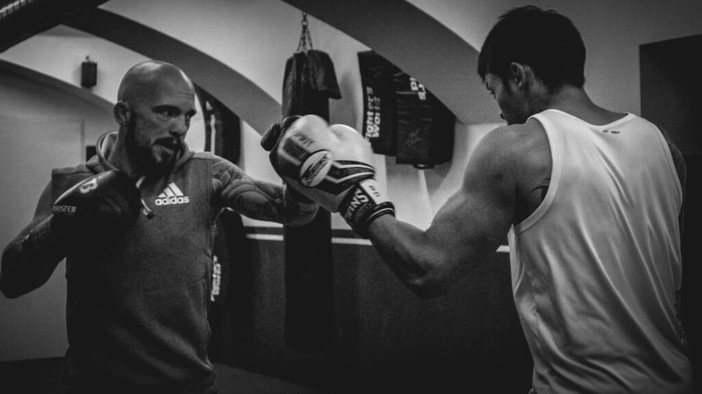 Clinch-Arbeit im Thaibox-Training