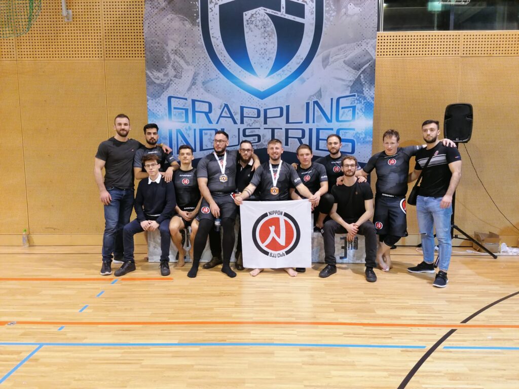 Sparring am Boden im BJJ Training Wien